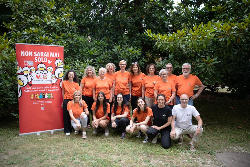 Il gruppo di volontari di Vicenza for Children