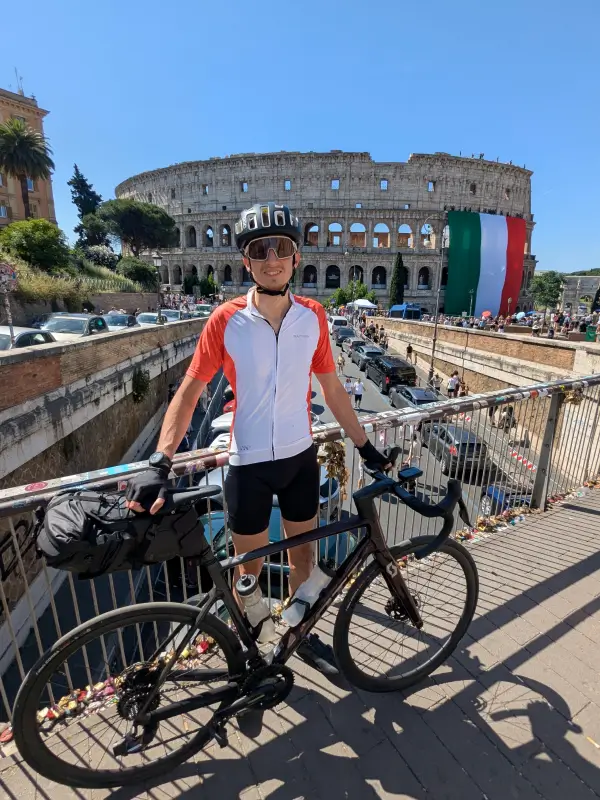 Alessandro Ba&ugrave; in bici a Roma - Bike For Children